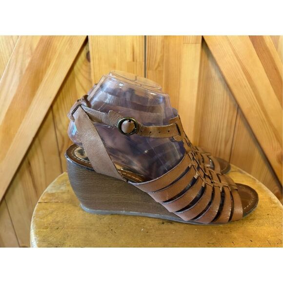 Baretraps Sandals Womens 8M Ivania Gladiator Wedge Brown Leather Casual - Picture 1 of 9
